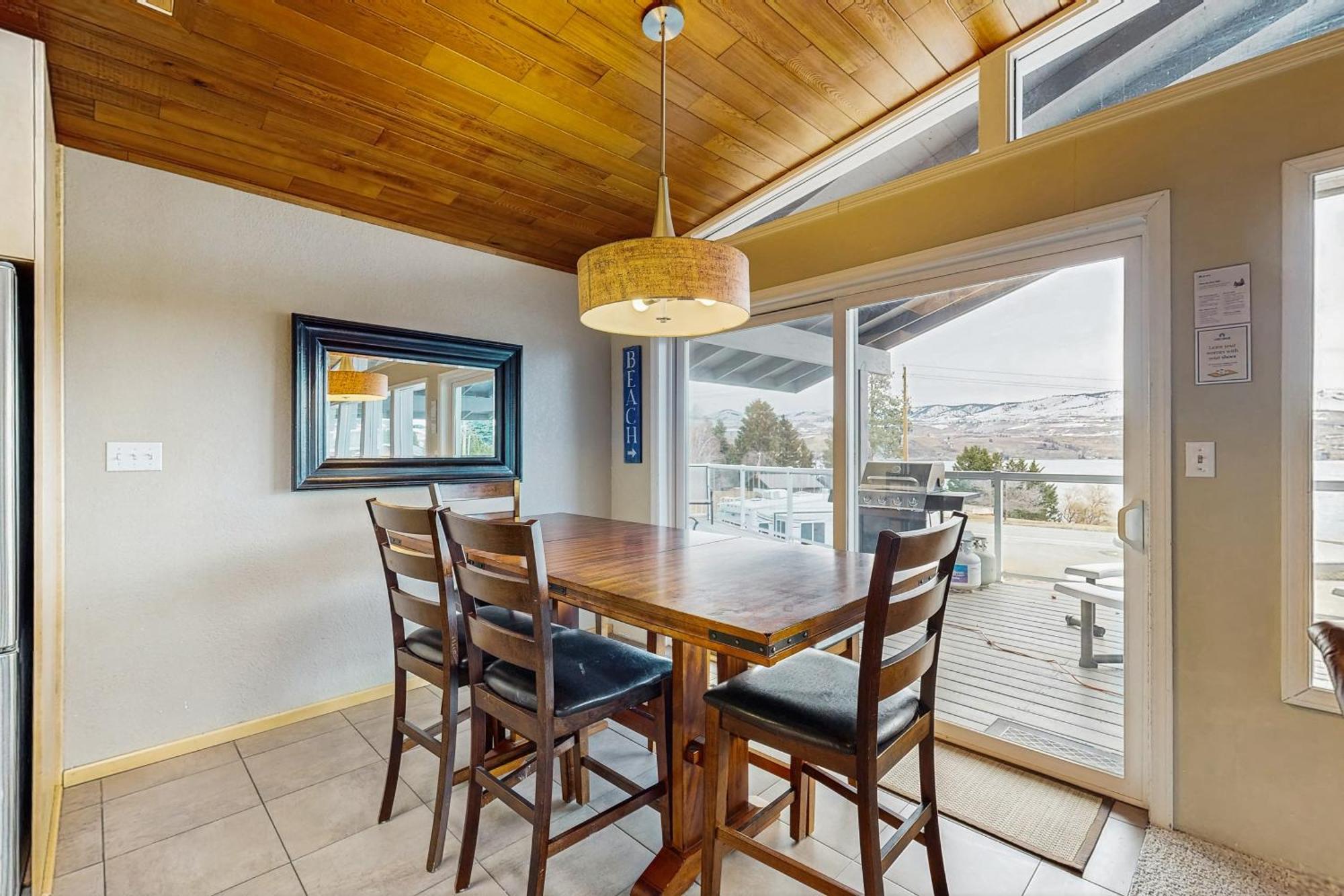 Royal View On Lakeshore Chelan Extérieur photo