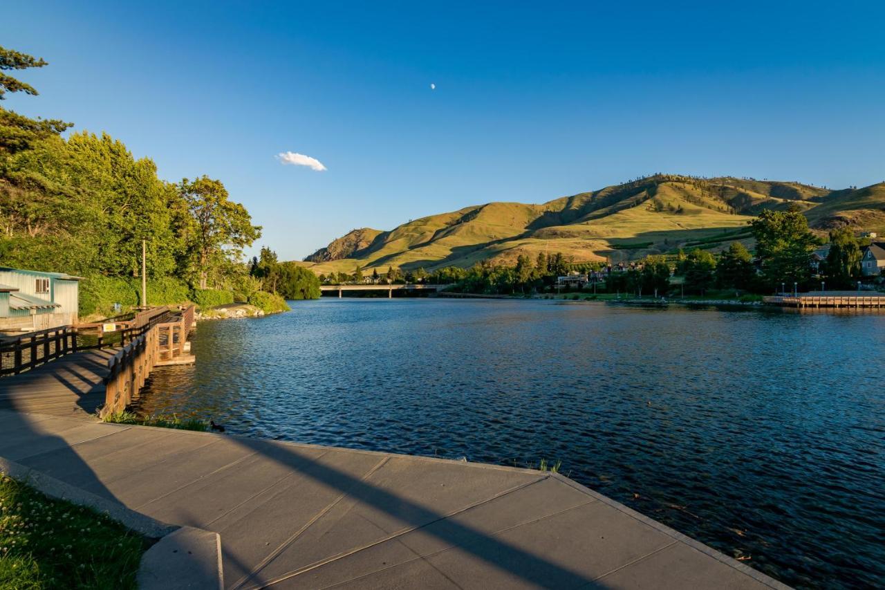 Royal View On Lakeshore Chelan Extérieur photo
